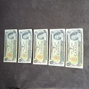 Lot of 5 Vintage Canadian $1 One Dollar 1973 Banknotes Currency Collectible VG